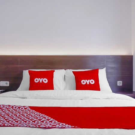 Hotel Super Oyo 90115 Near Pasar Baru Jakarta Exterior foto
